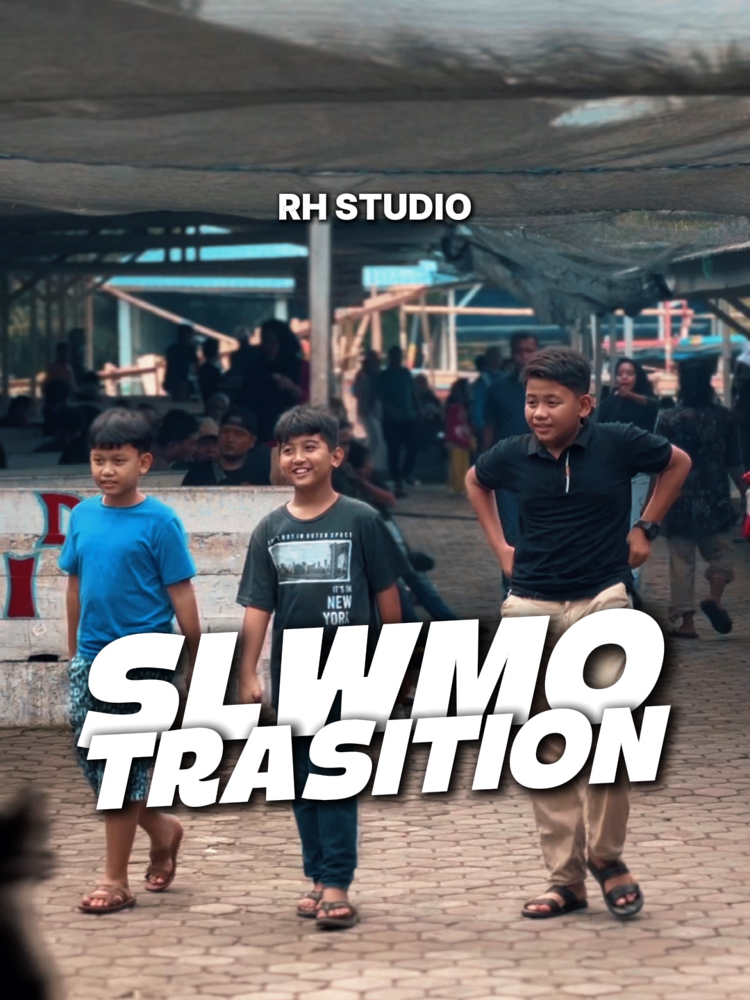 SLOWMO TRANSITION