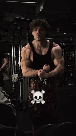 gym skullface