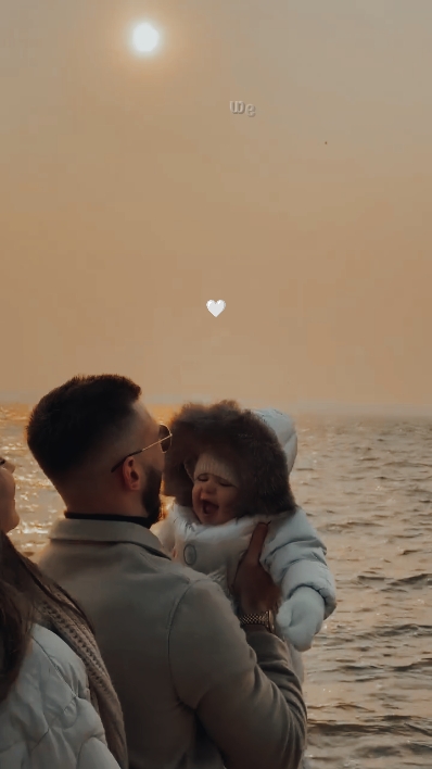 family moment 