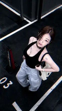 AI chụp bãi đậu xe