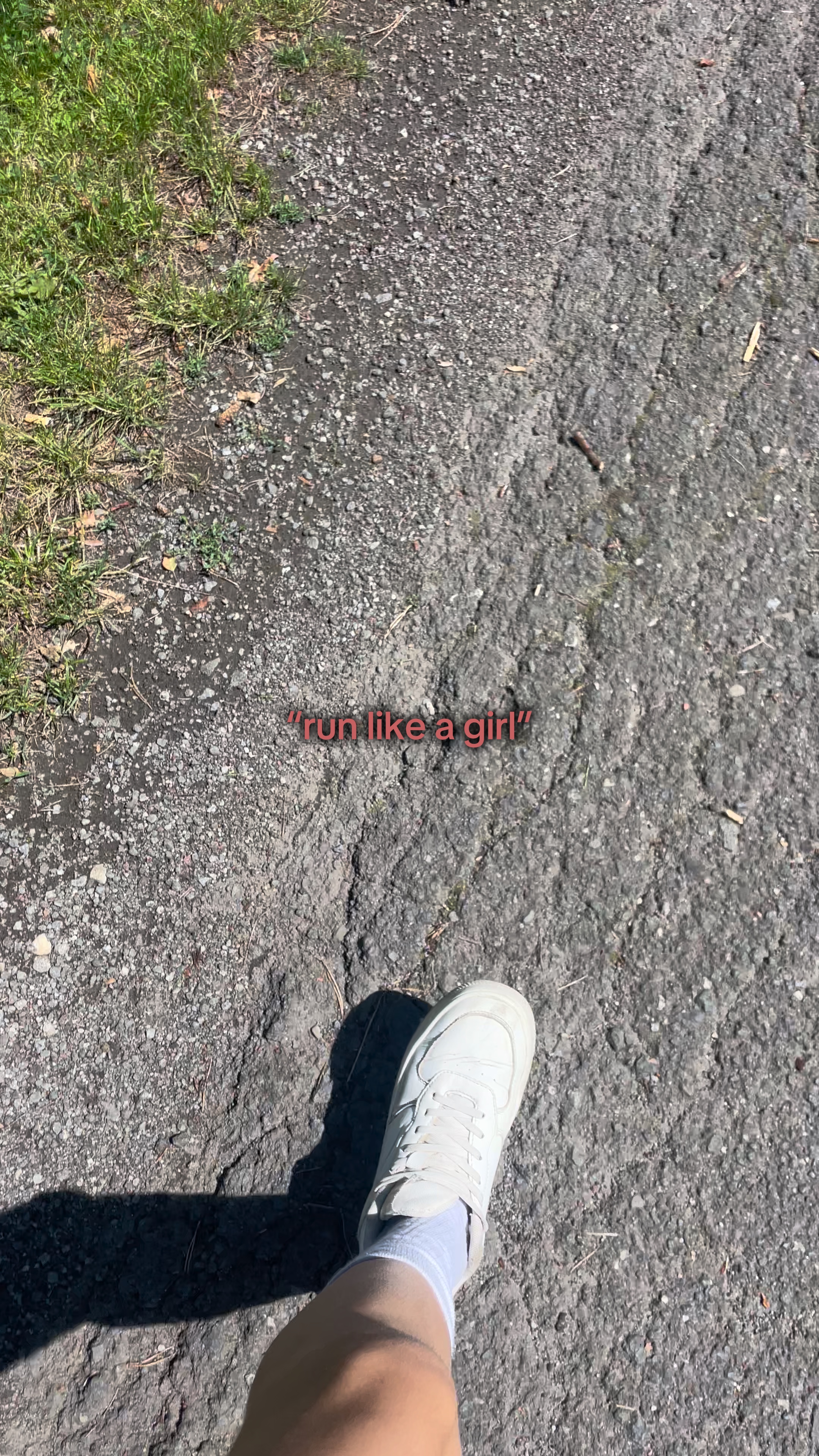 像个女孩一样奔跑…