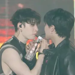 IM NOT SHIPPING BTW