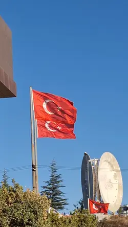NE MUTLU TÜRKÜM
