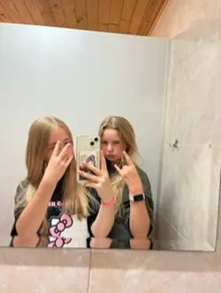 Z przyjaciółką🌺🌸