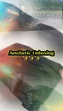 Aesthetic Unboxing