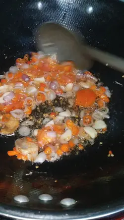 Cooking with suami