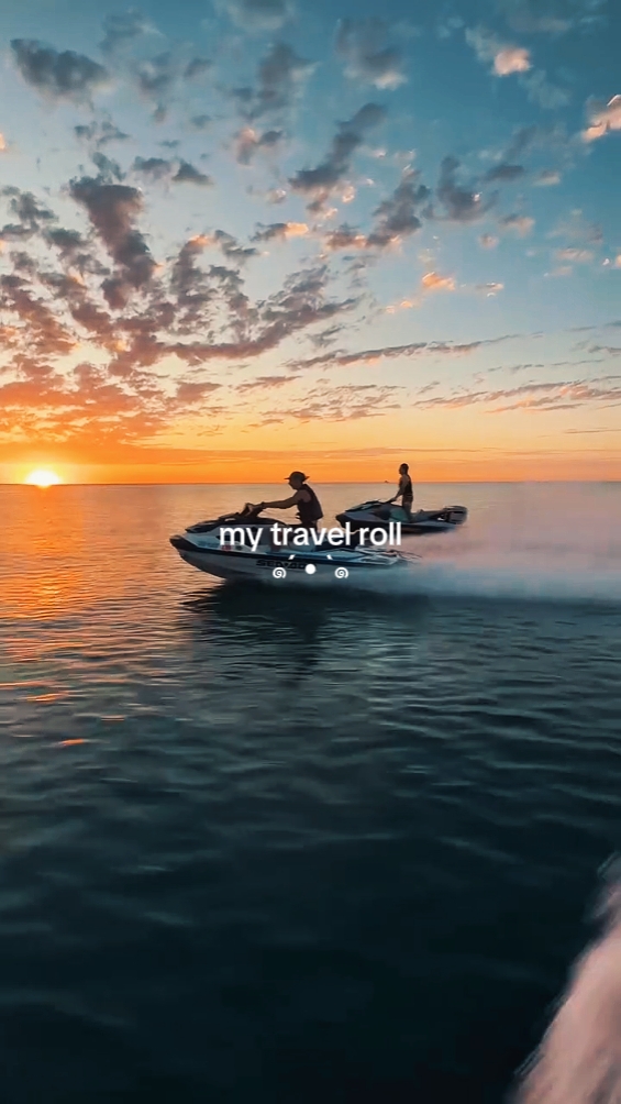 MY TRAVEL ROLL