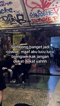 SOMBONG BANGET JADI