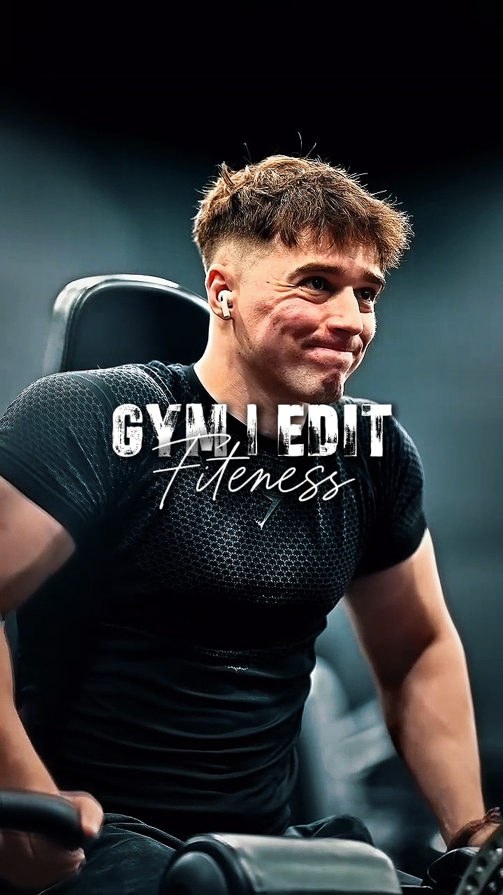 FITNESS IM GYM 