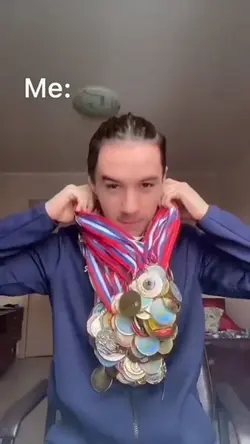 มีมเหรียญทอง