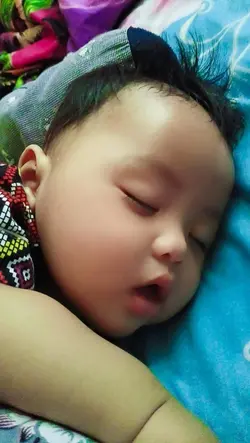 bayi tidur