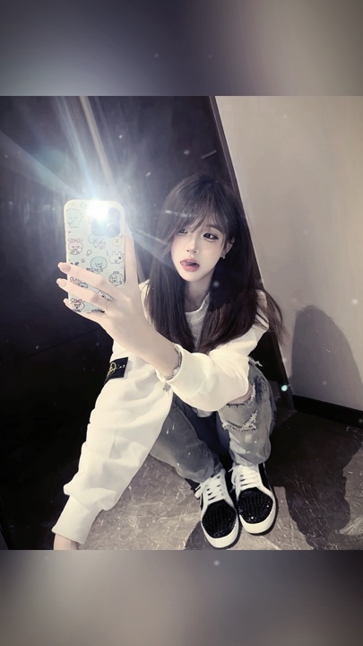 1 Pic + Màu xịn