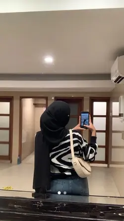 versi 2 foto