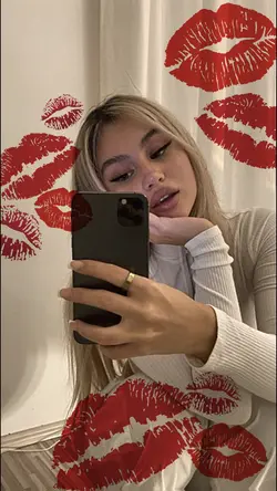 lipstick stain
