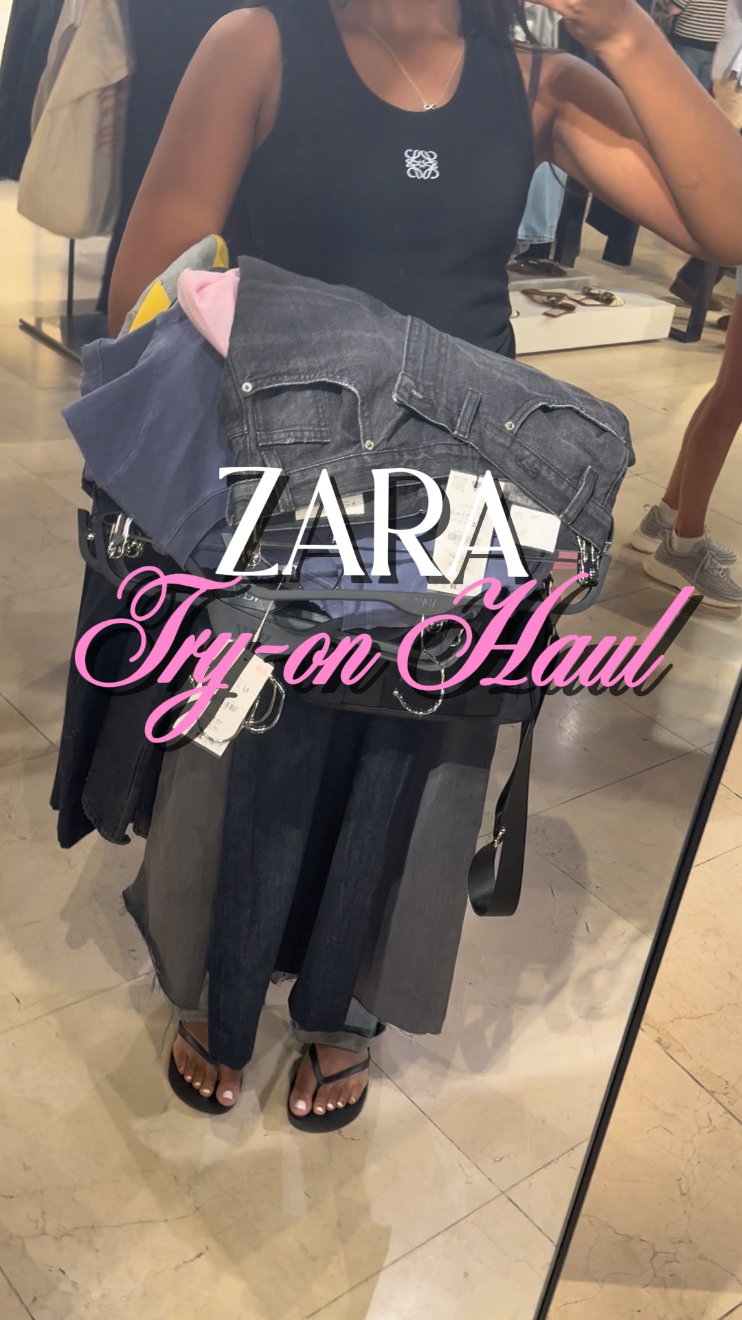 Zara probiert Beute an🥰