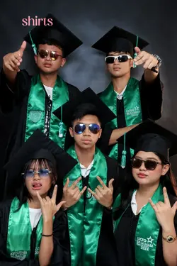 Graduation picturial