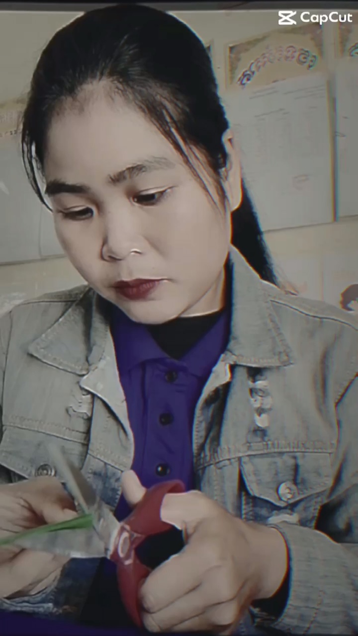 ឆ្នាំនេះឆ្លងឆ្នាំម្នាក់ឯងទៀតហេីយ🚶