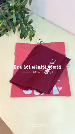 Setelan wanita