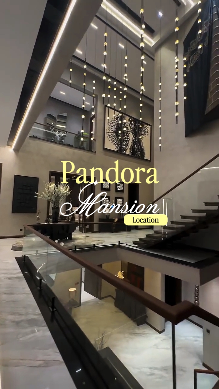 MANSION INTERIOR 