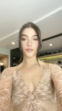 charli
