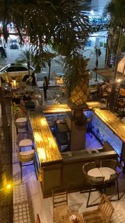 Review restaurante 🍍