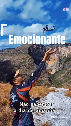 Emocionante 