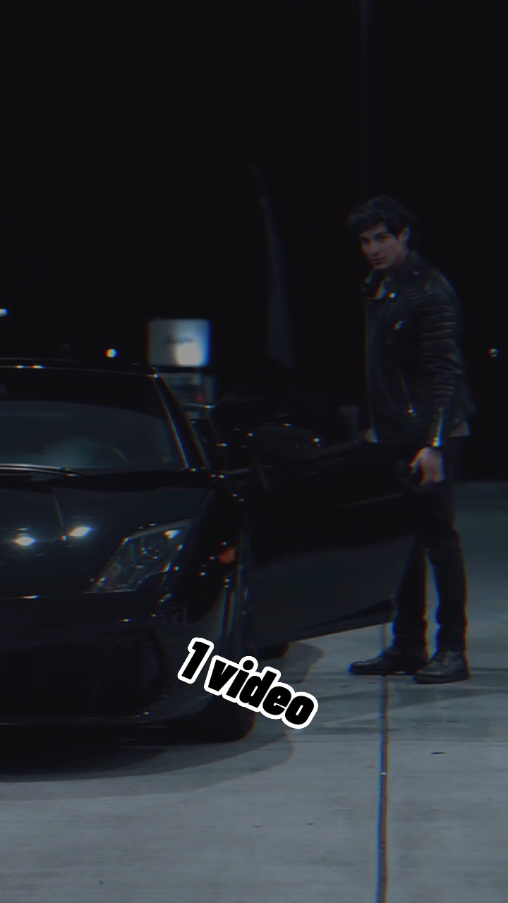 Chico y coche 