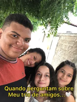 GRUPO DE AMIGOS!❤️🏫