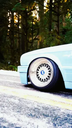 BMW E30😩