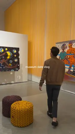 museum date vlog