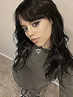 Jenna ortega