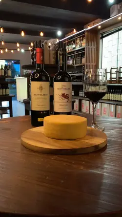 Queijos e vinhos