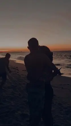 Fica perto de mim 🥺💖