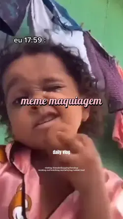 meme maquiando 😂