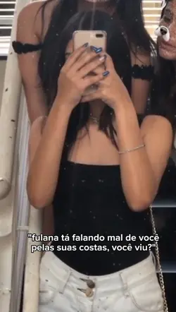 falando pelas costas