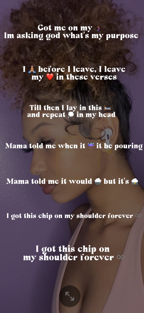 Chip on my shoulder💕