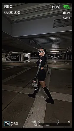 VHS STYLE
