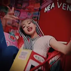 Lisa black pink 🥑