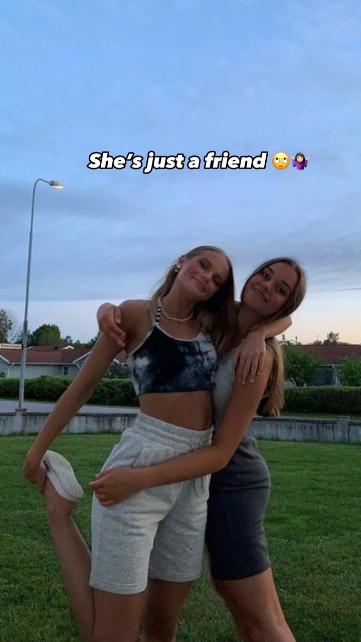 Ella es solo una amiga 