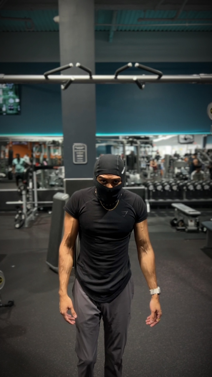 GYM BLUR
