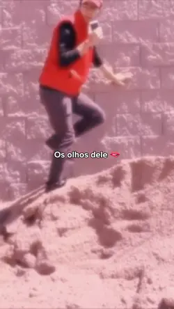 Os olhos dele