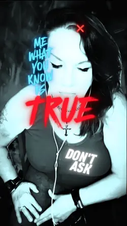 3 Clip Lyric Video