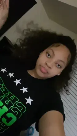 Pretty w no makeup