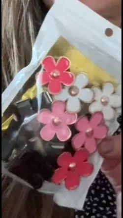 4 Clip Template