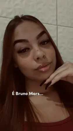 é Bruno Mars…