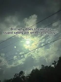 Repost. 🧷 necklace.