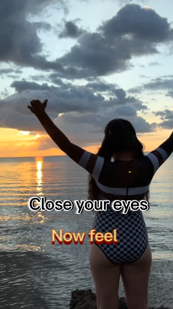 Cierra los ojos 