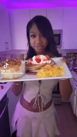 Cooking with kya 💃🏽🍱