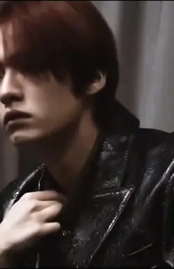 Lee know ๐๐โโ๏ธ