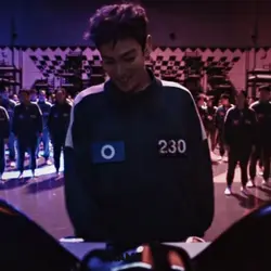 Free edit Squid game